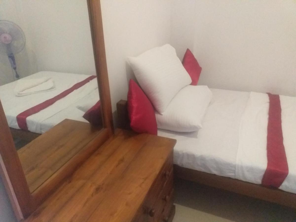 De Mansion Hotels Katugastota 외부 사진