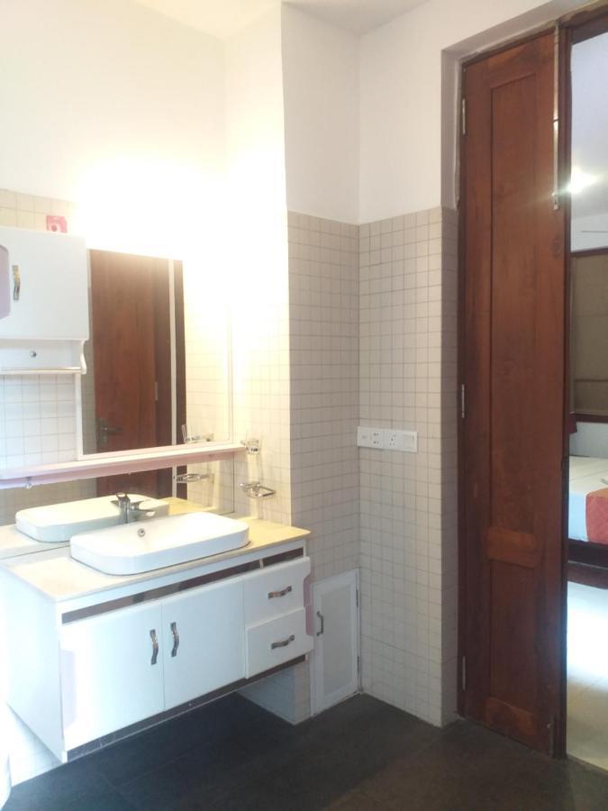 De Mansion Hotels Katugastota 외부 사진